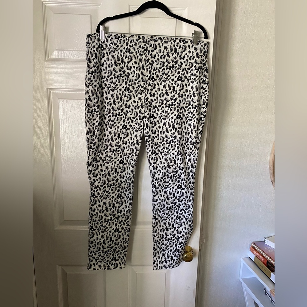 Leopard print NJDJ Jeggings